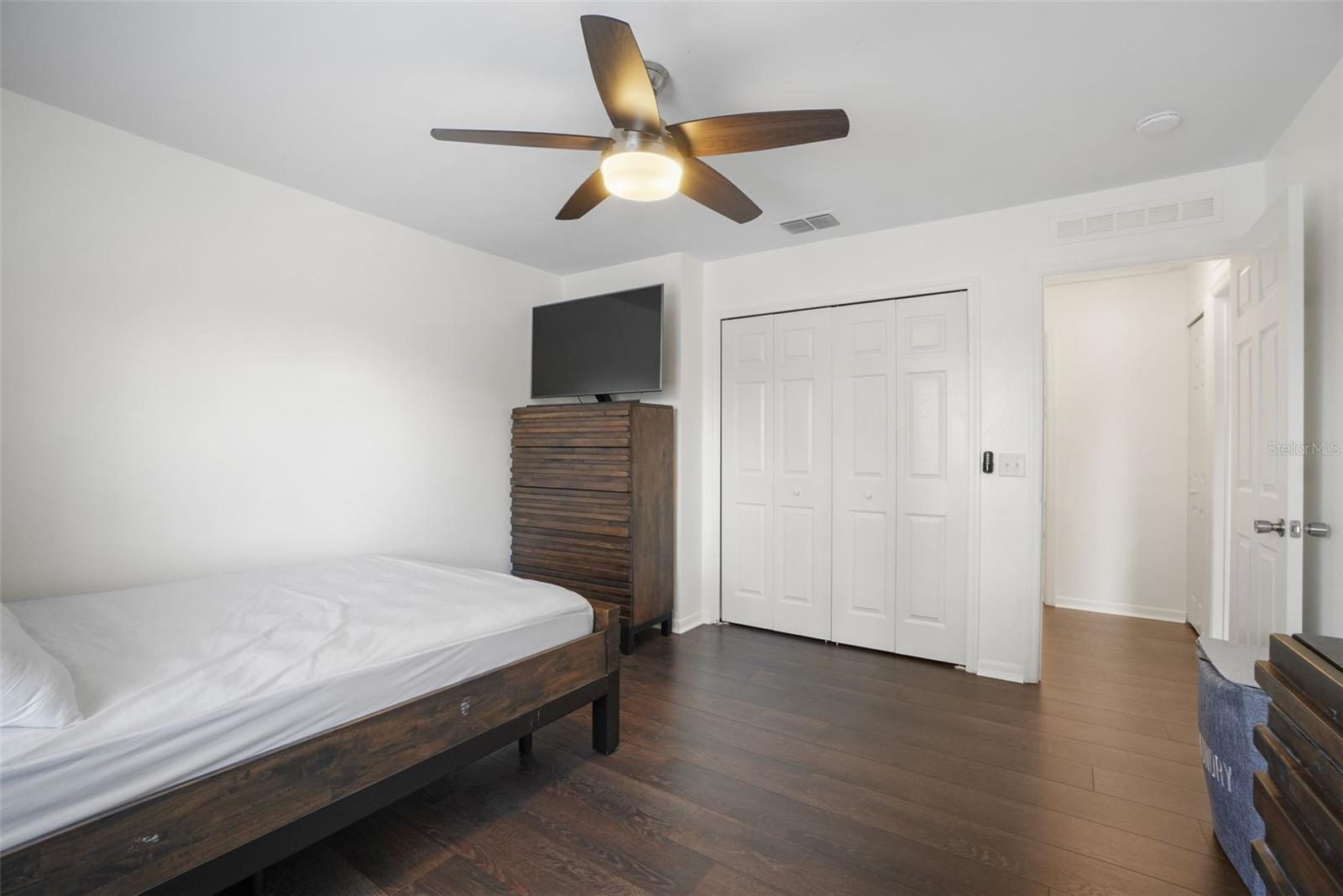 Image 32 of 40 For 3020 Norvell Court