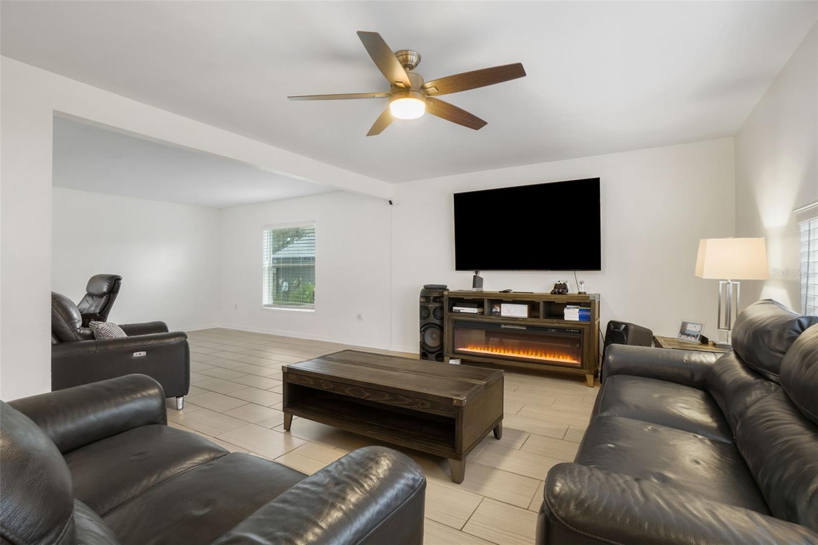 Image 7 of 40 For 3020 Norvell Court