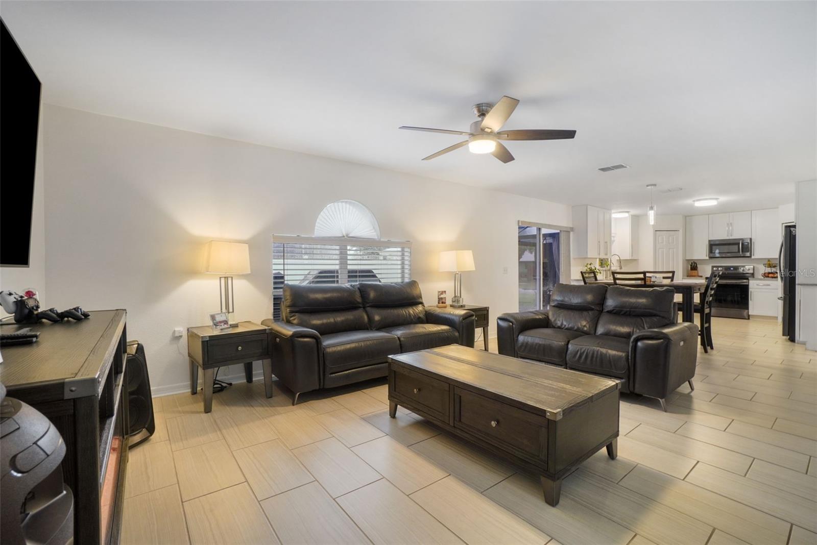 Image 9 of 40 For 3020 Norvell Court