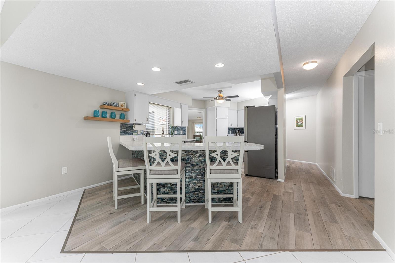 Image 13 of 63 For 88 Oakland Hills Place