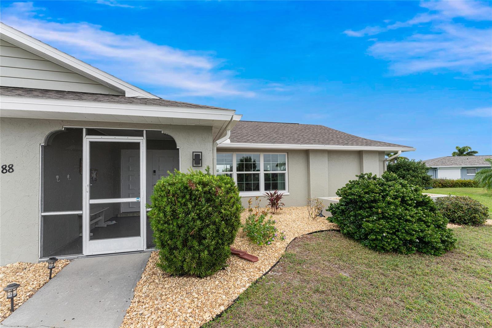 Image 2 of 63 For 88 Oakland Hills Place