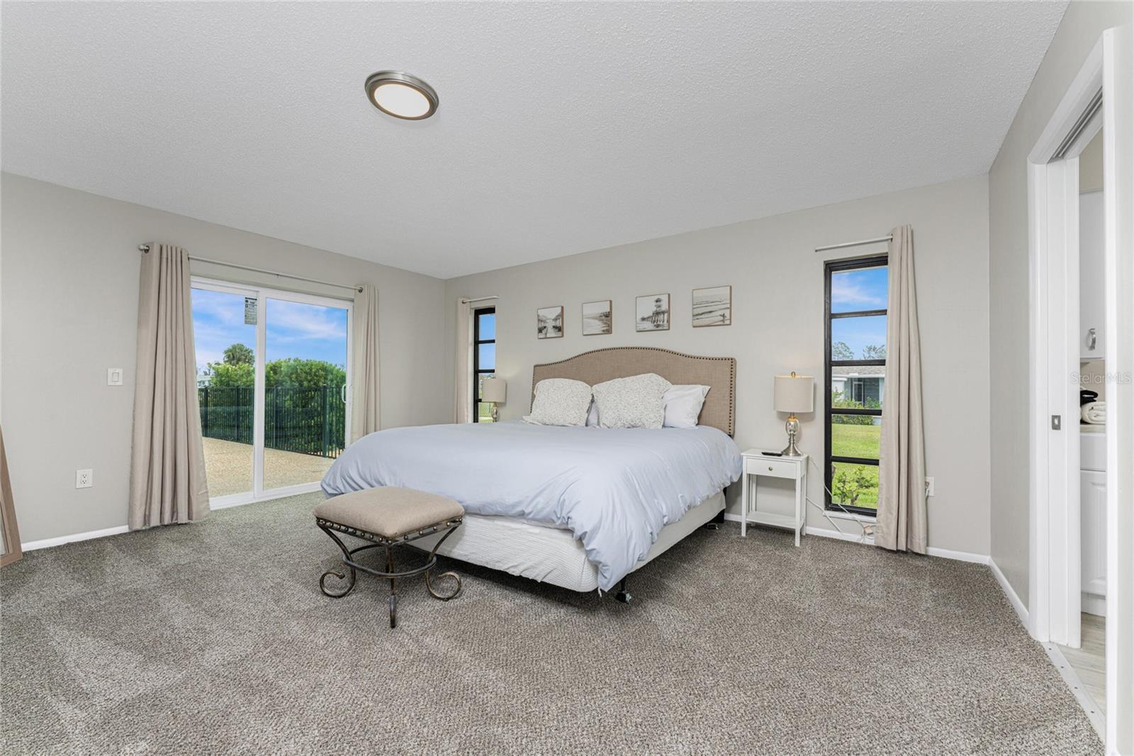 Image 20 of 63 For 88 Oakland Hills Place