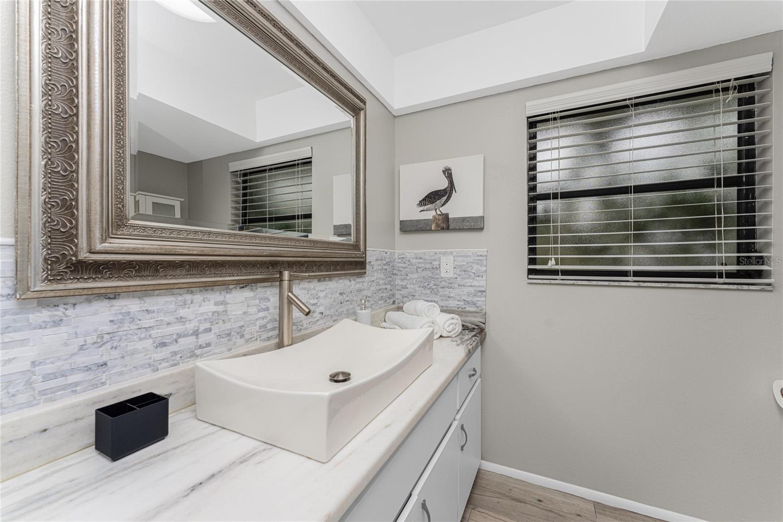 Image 31 of 63 For 88 Oakland Hills Place