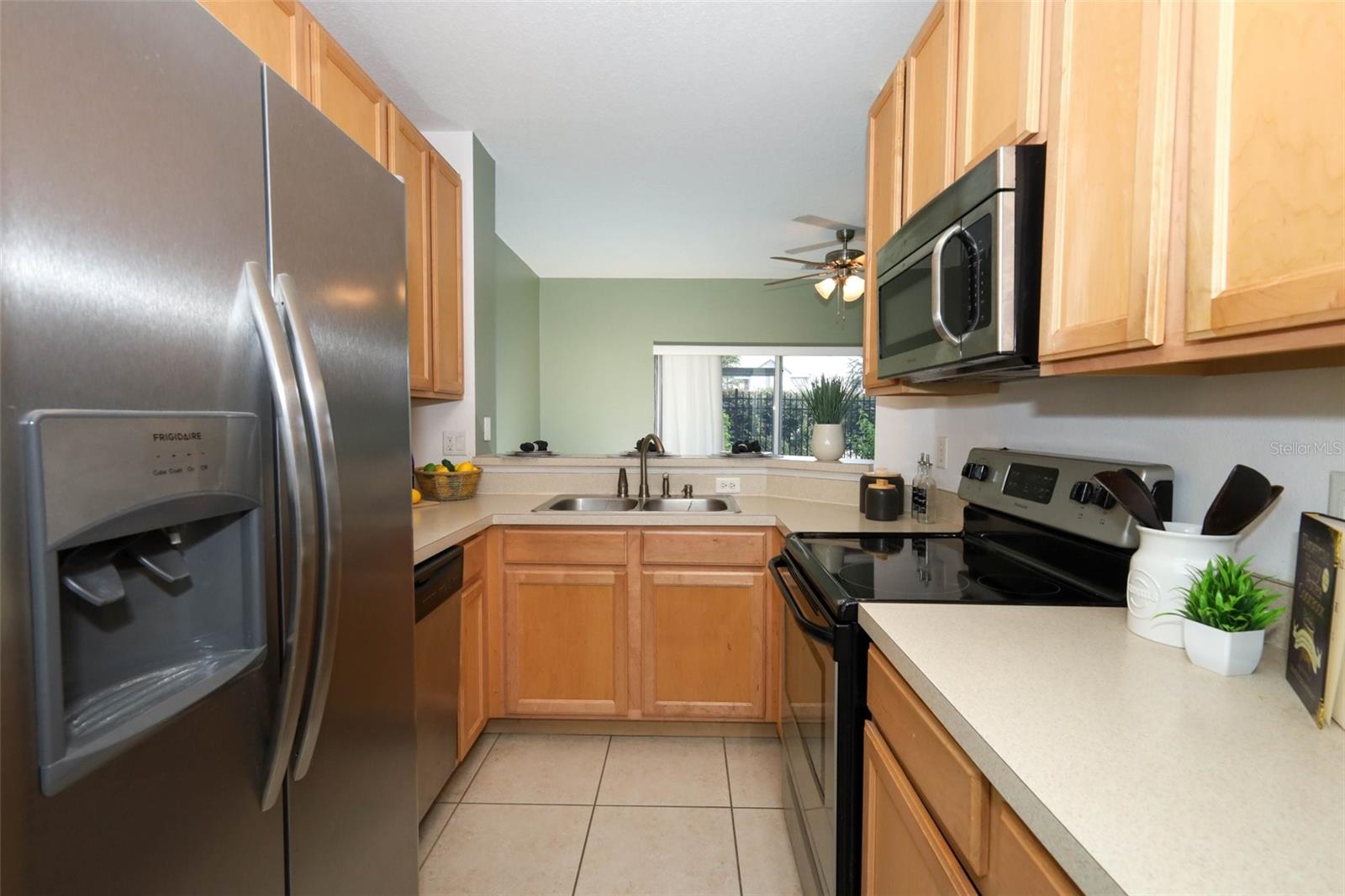 Image 15 of 66 For 528 Bexley Drive