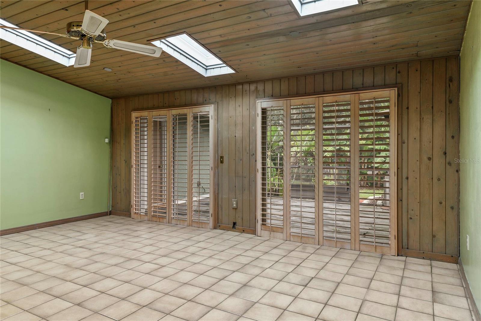 Image 11 of 45 For 1100 Willowbrook Trail