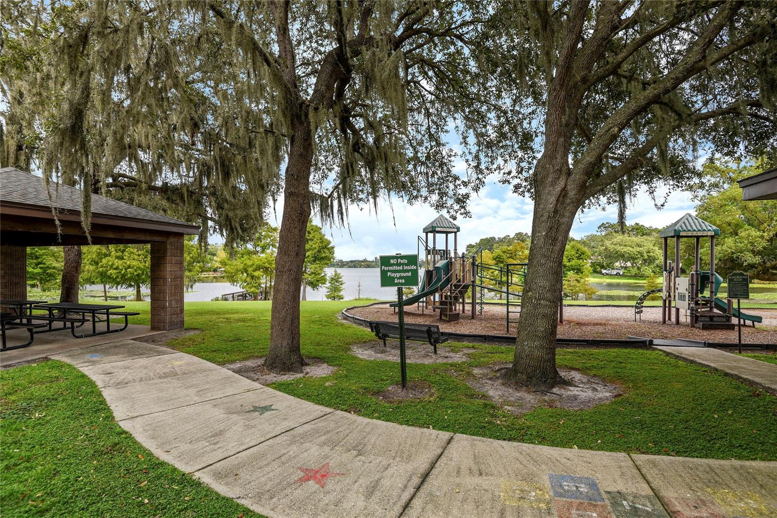 Image 6 of 45 For 1100 Willowbrook Trail