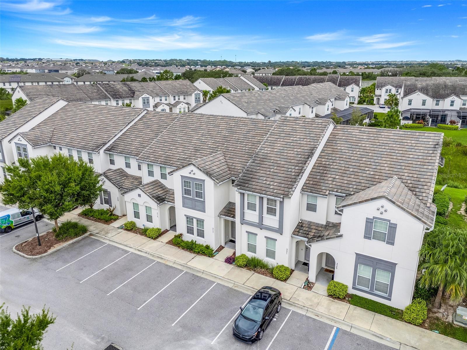 Image 4 of 48 For 317 Captiva Drive