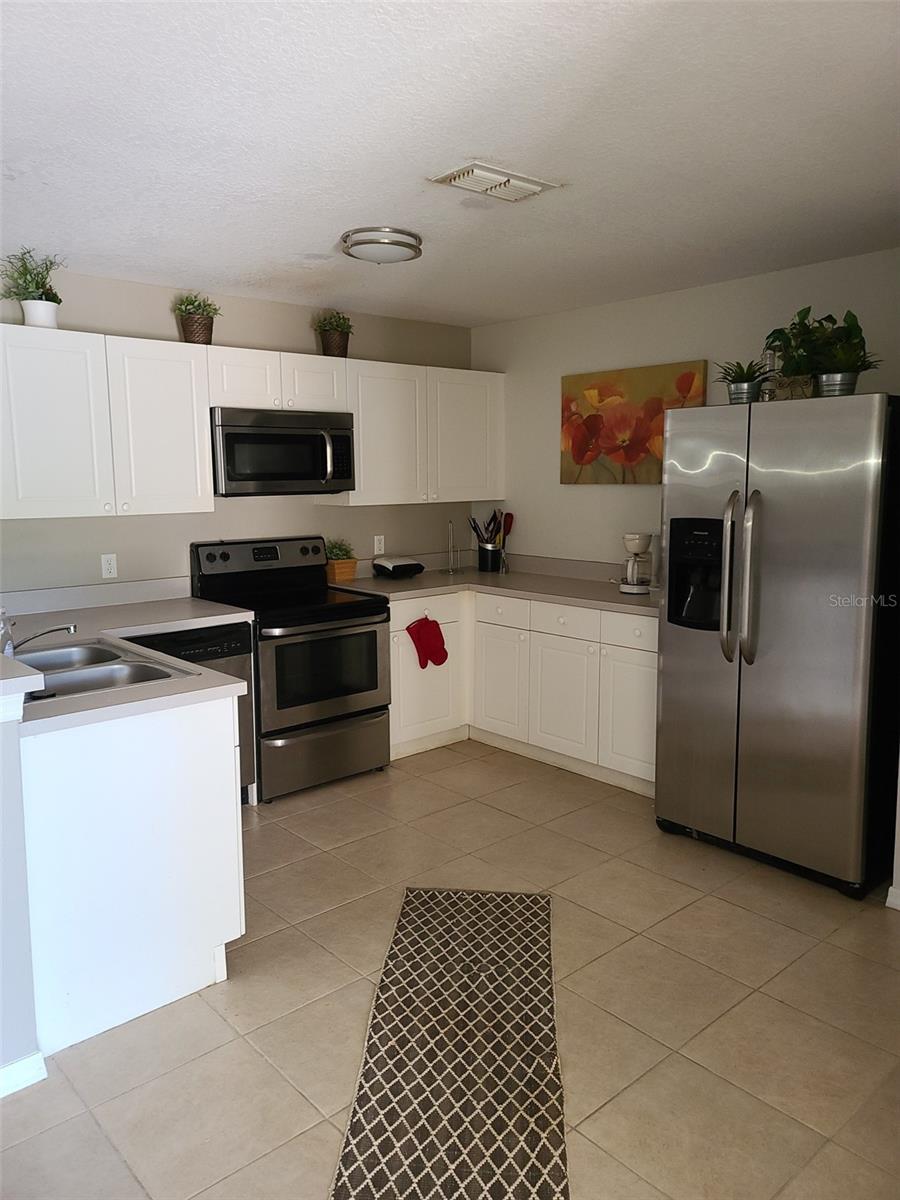 Image 5 of 18 For 8840 Grand Palms Circle A