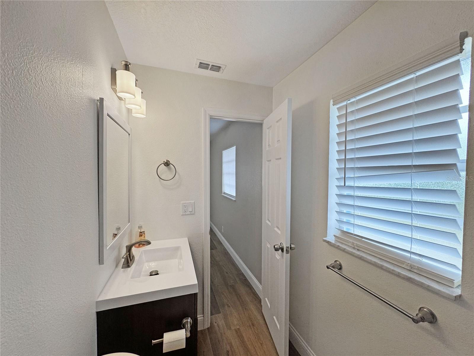Image 19 of 28 For 1609 Stocking Street