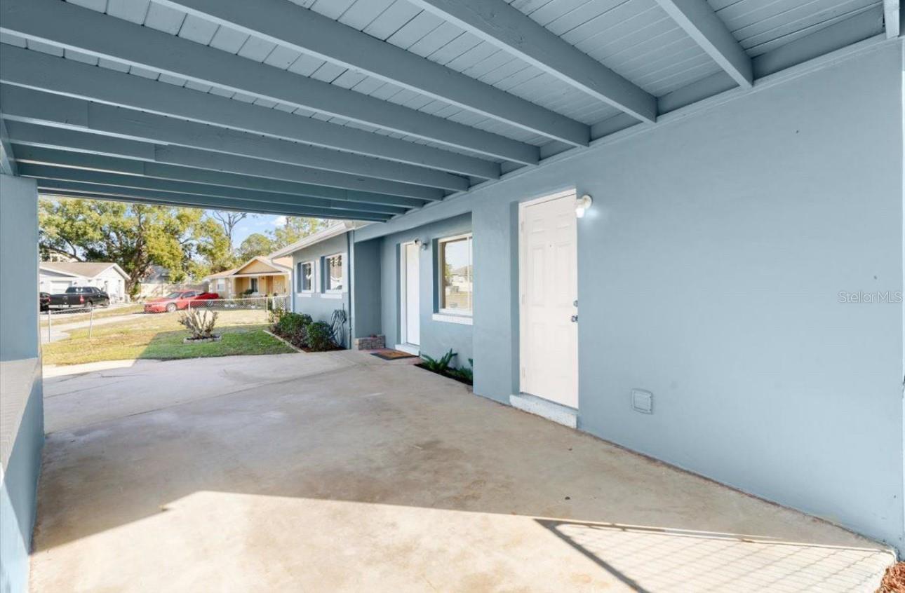 Image 2 of 28 For 1609 Stocking Street