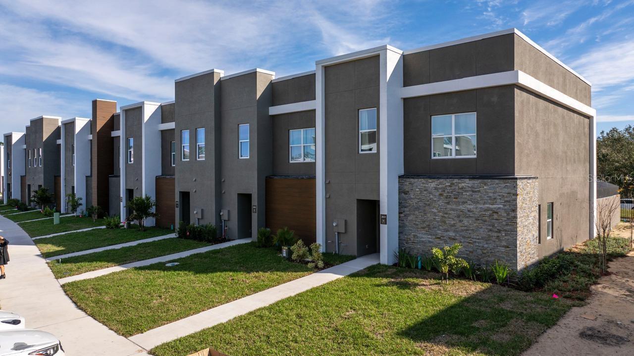 Image 3 of 60 For 2575 Santorini Drive