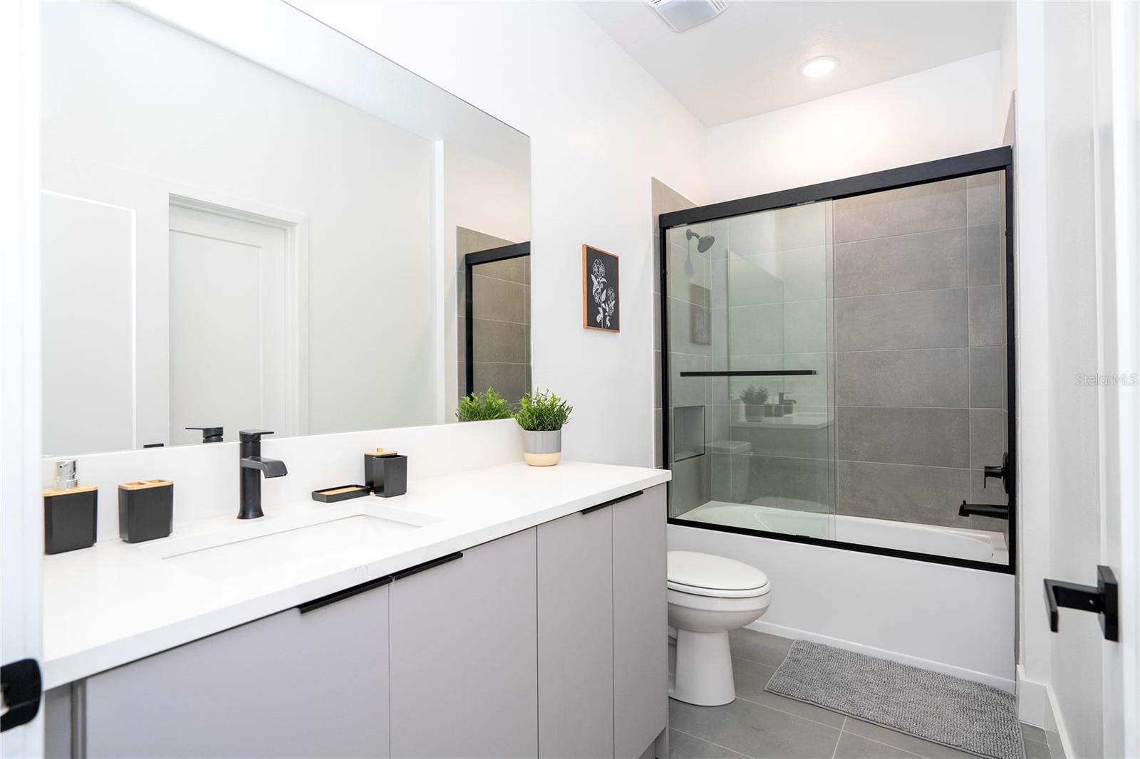 Image 41 of 60 For 2575 Santorini Drive