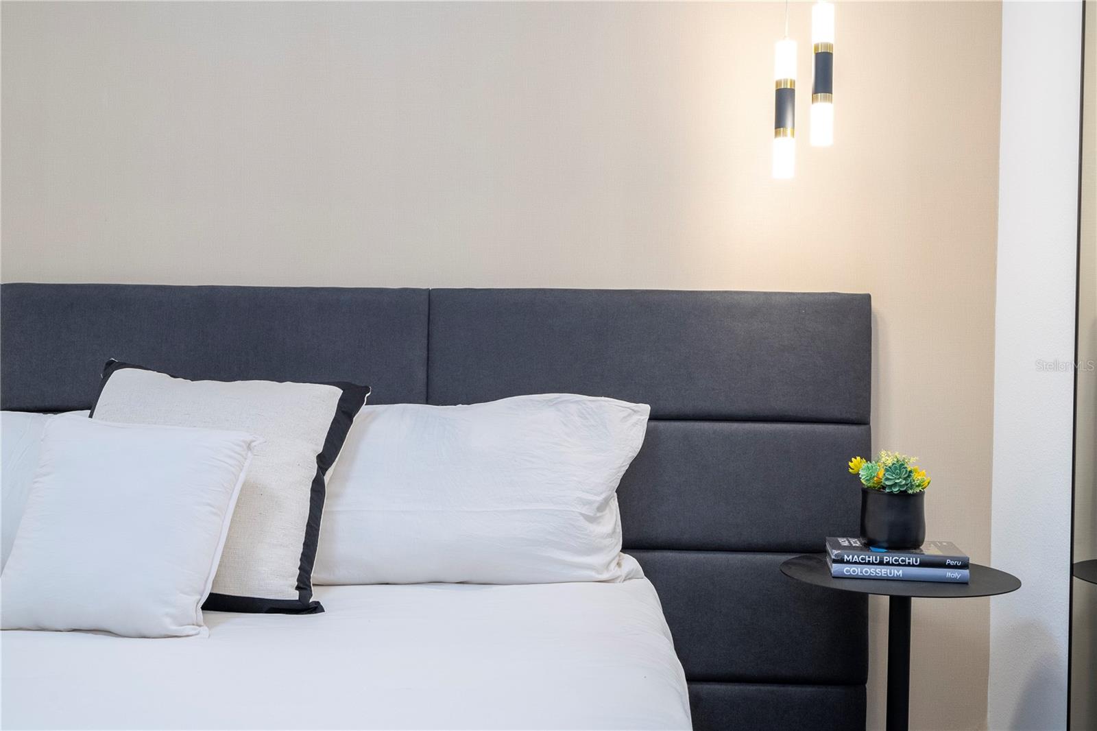 Image 55 of 60 For 2575 Santorini Drive