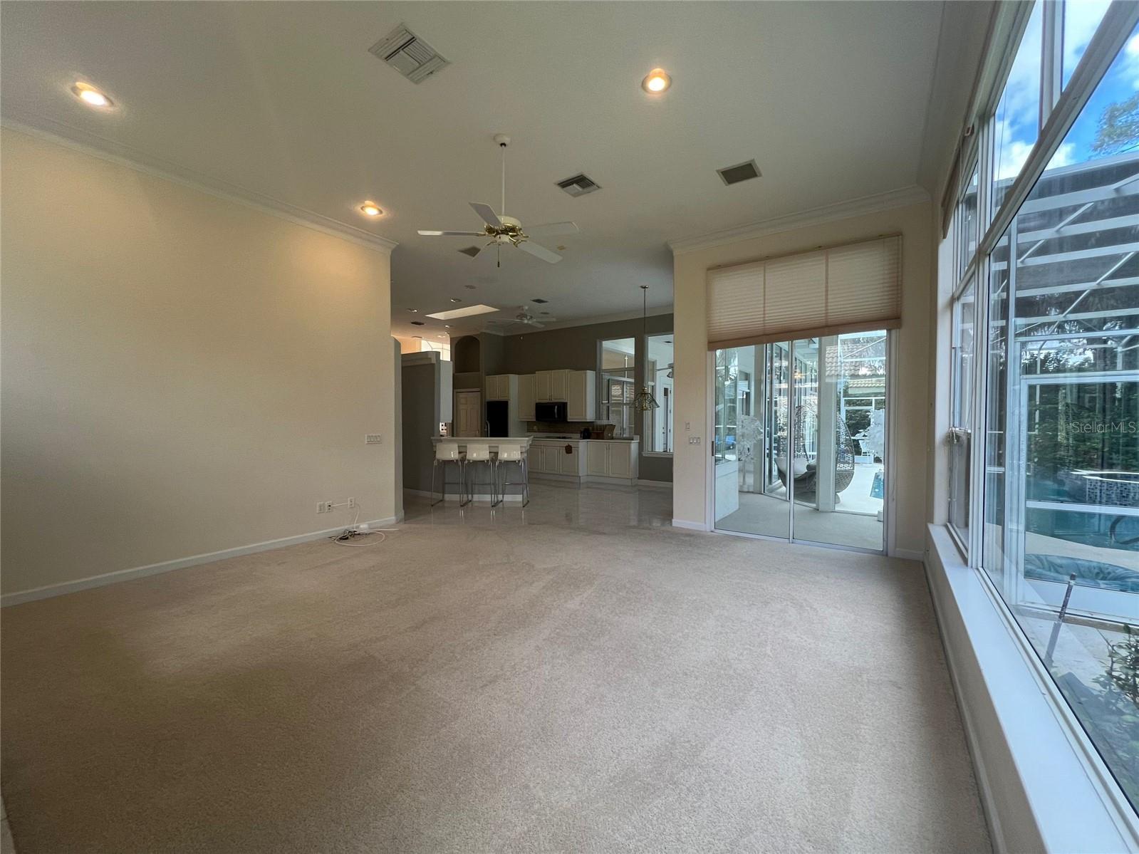 Image 17 of 45 For 228 Promenade Circle