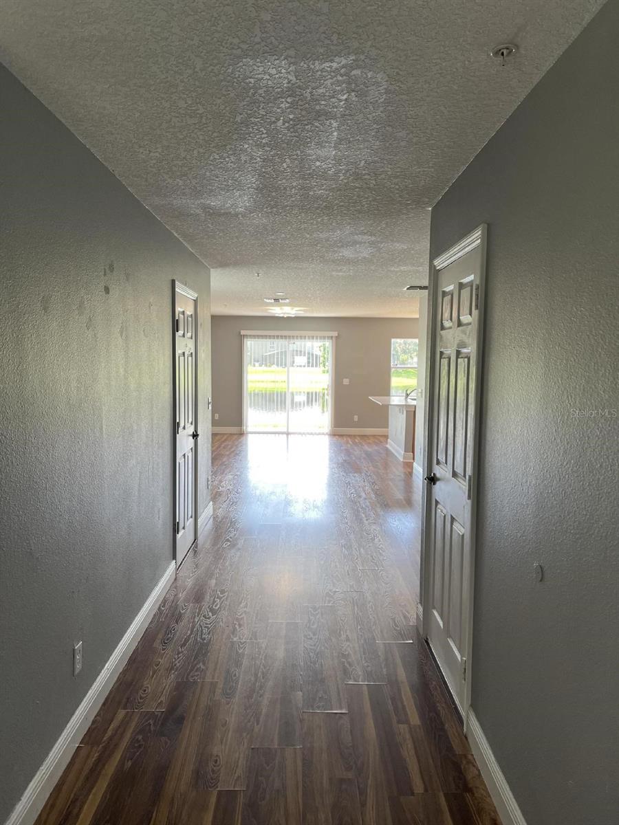 Image 5 of 16 For 13500 Applerose Lane 24