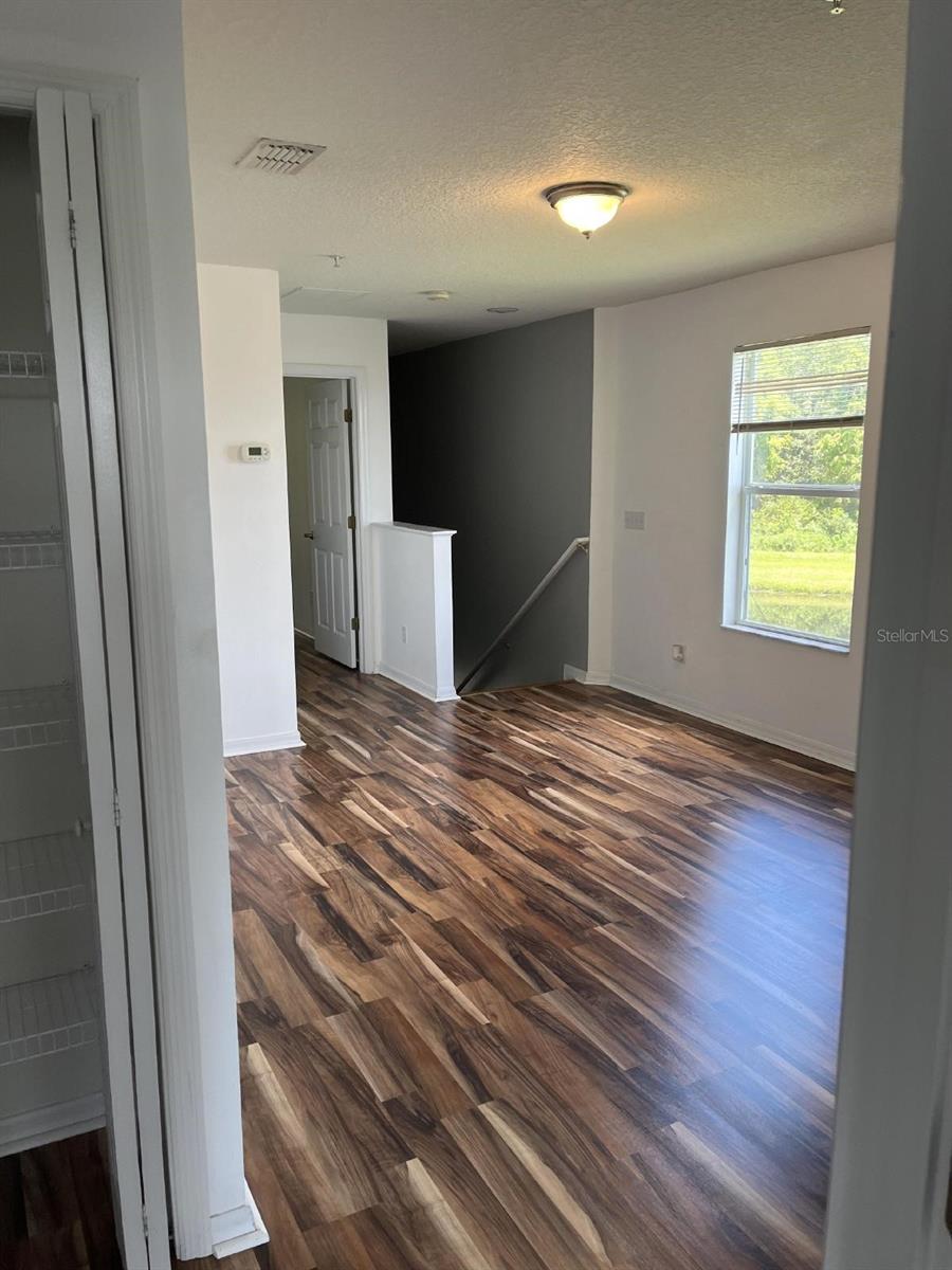 Image 6 of 16 For 13500 Applerose Lane 24