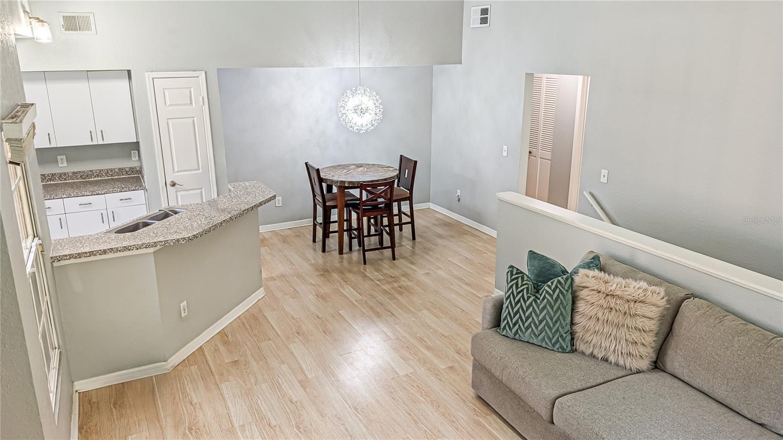 Image 6 of 21 For 6324 Raleigh Street 712