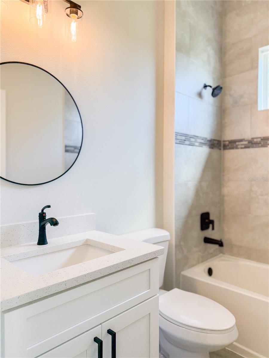 Image 20 of 34 For 6243 133rd Street Road