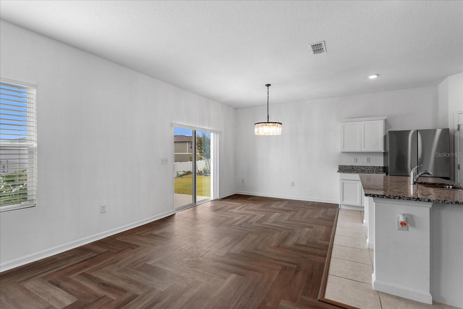 Image 12 of 39 For 2121 Treasure Hill Street