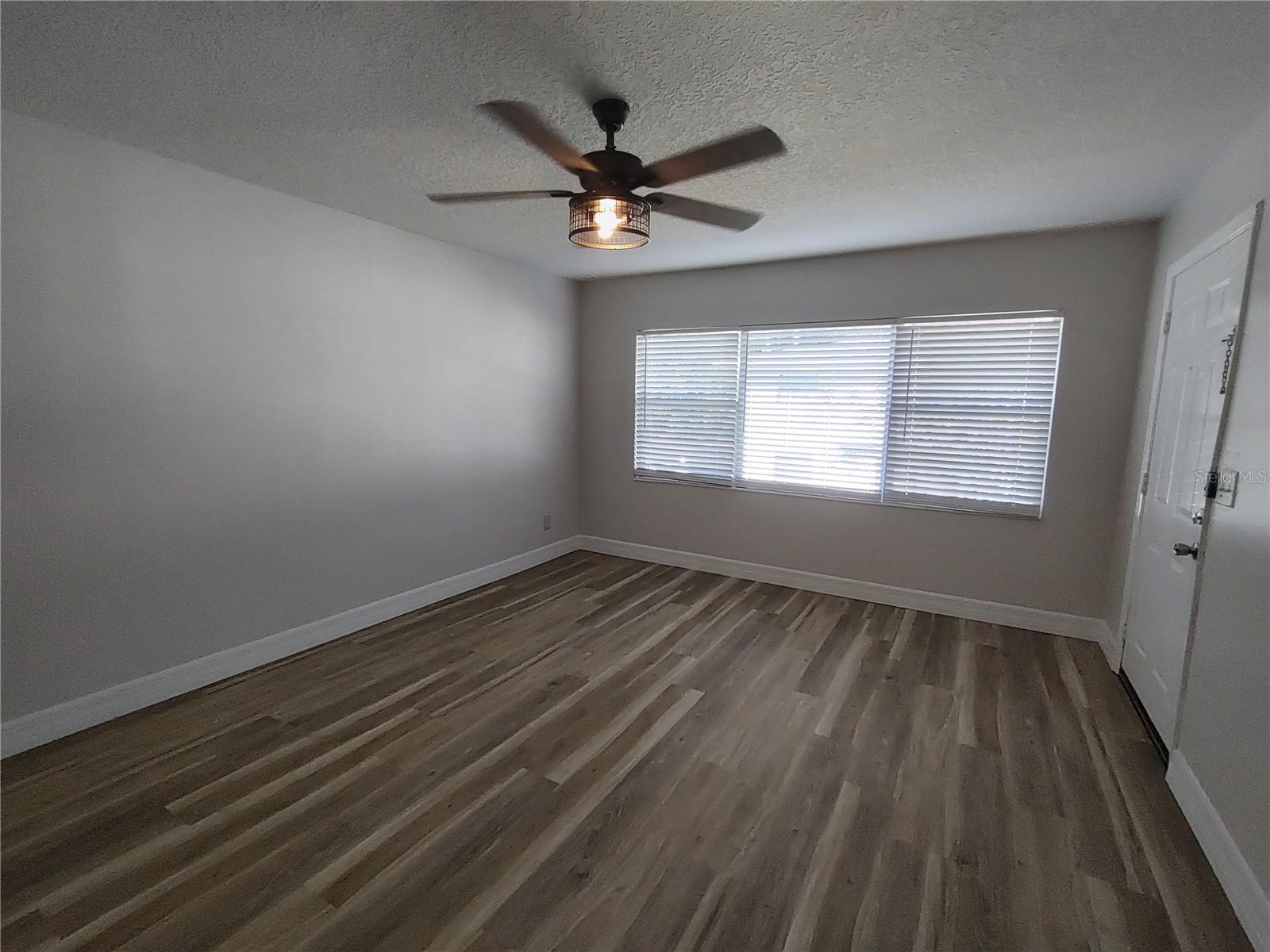 Image 11 of 30 For 316 Howry Avenue 4