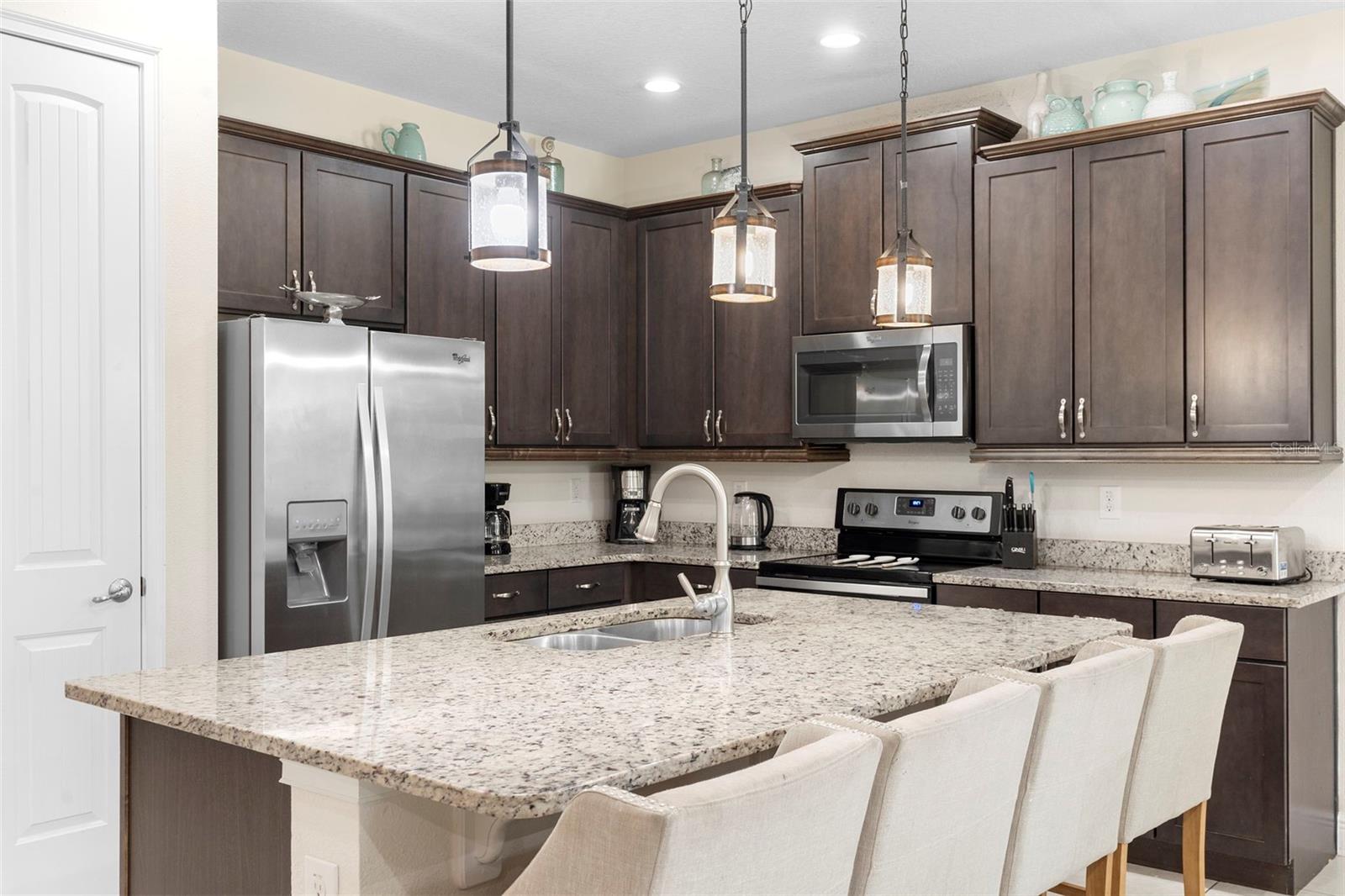 Image 21 of 69 For 7721 Fairfax Drive