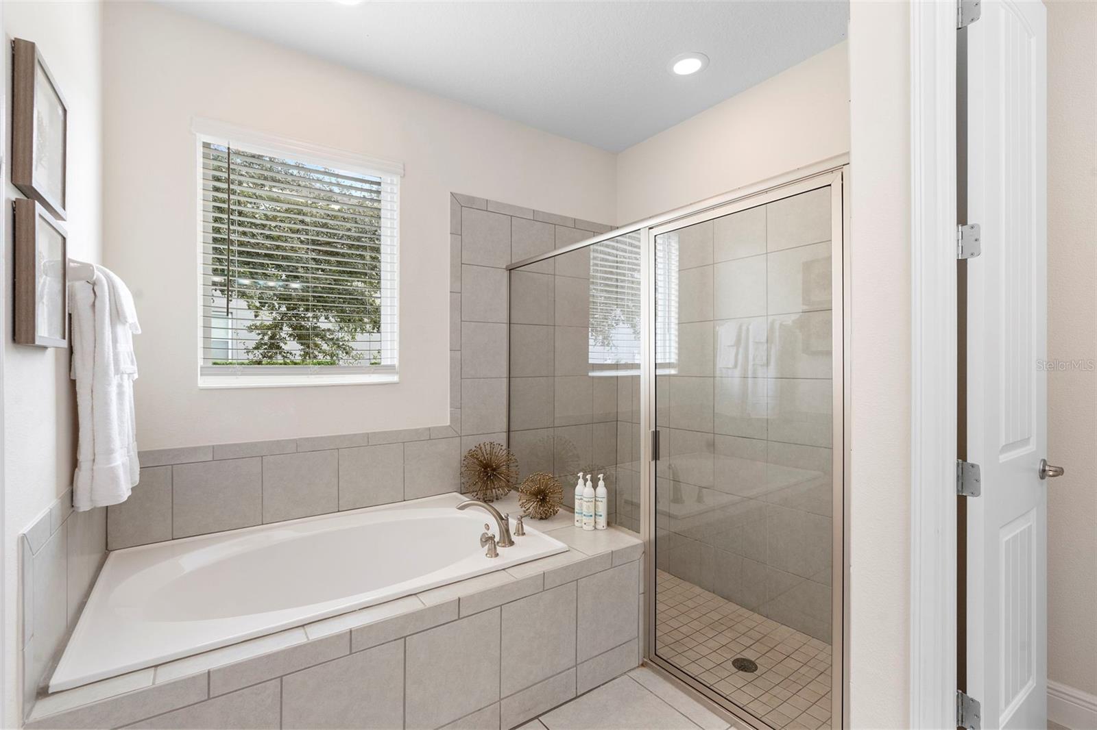 Image 38 of 69 For 7721 Fairfax Drive