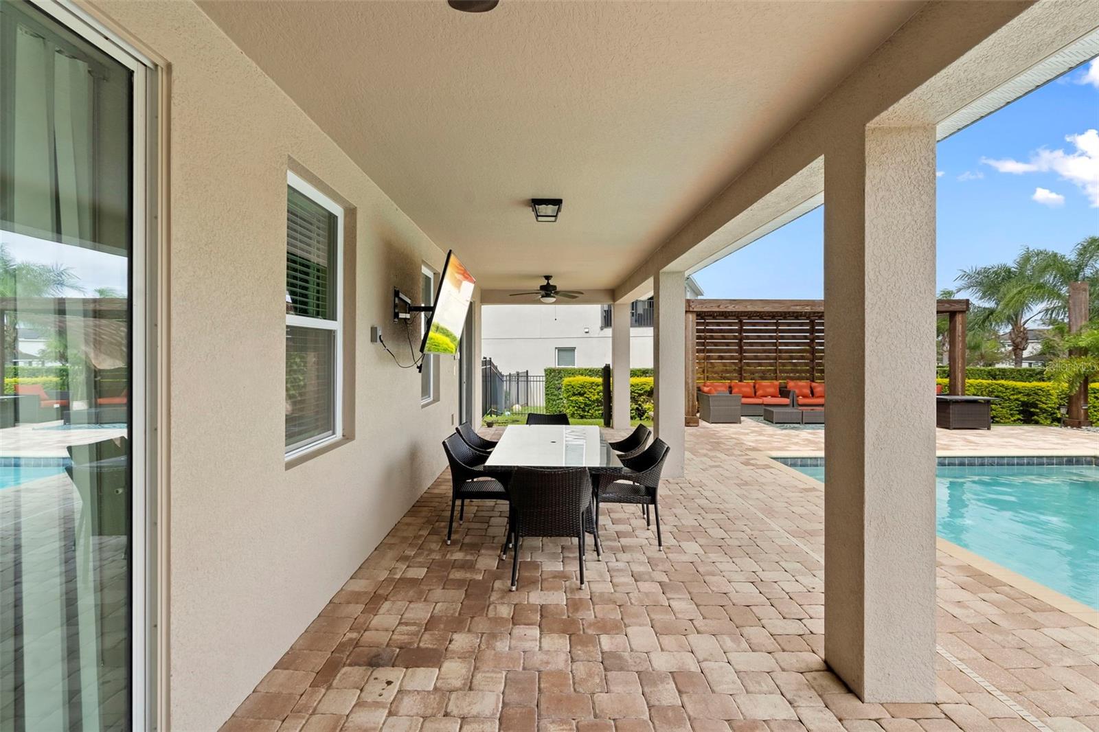 Image 7 of 69 For 7721 Fairfax Drive
