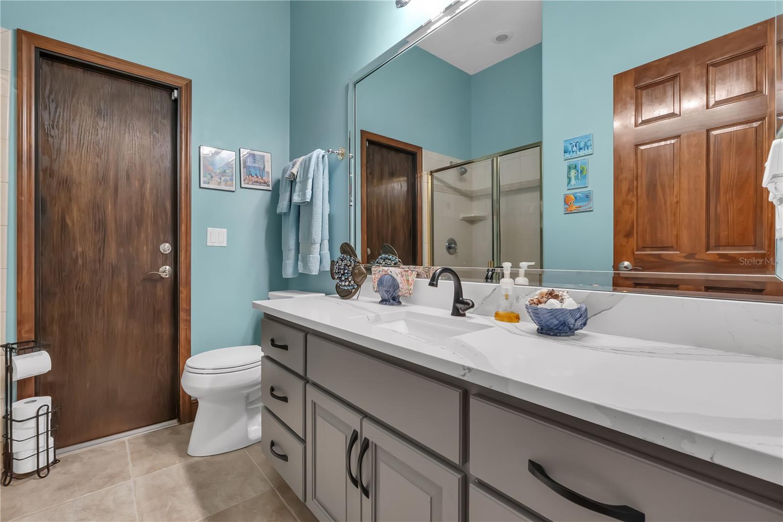 Image 21 of 43 For 6027 Lake Lizzie Drive