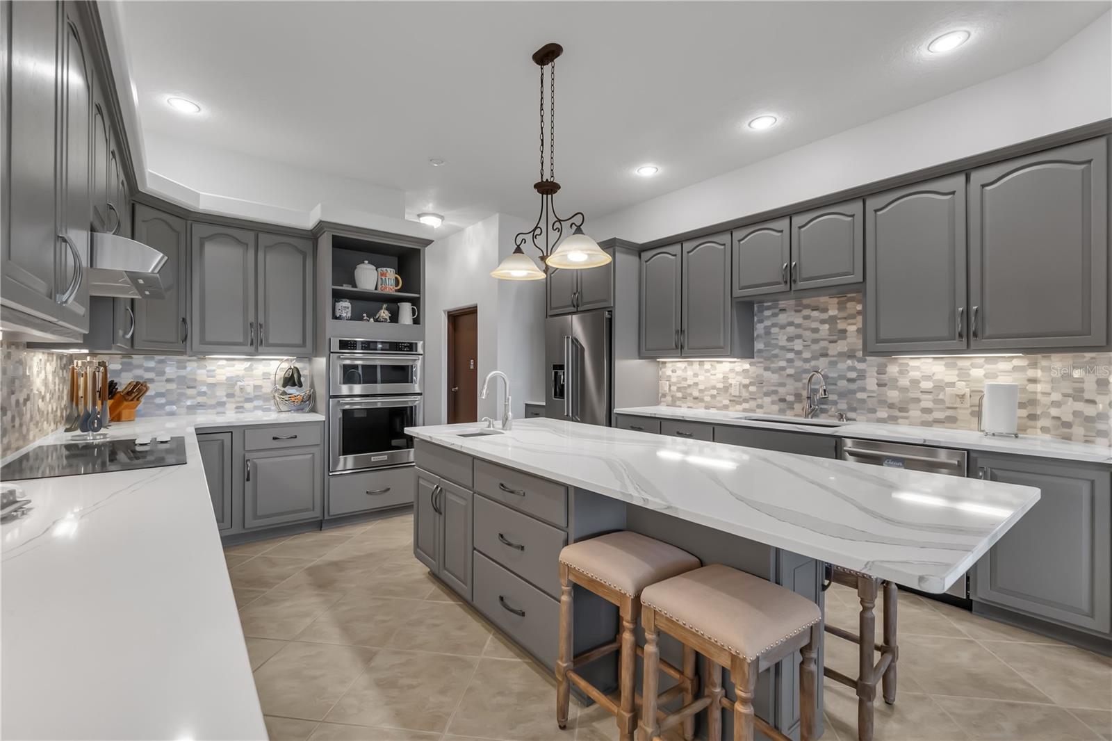 Image 7 of 43 For 6027 Lake Lizzie Drive