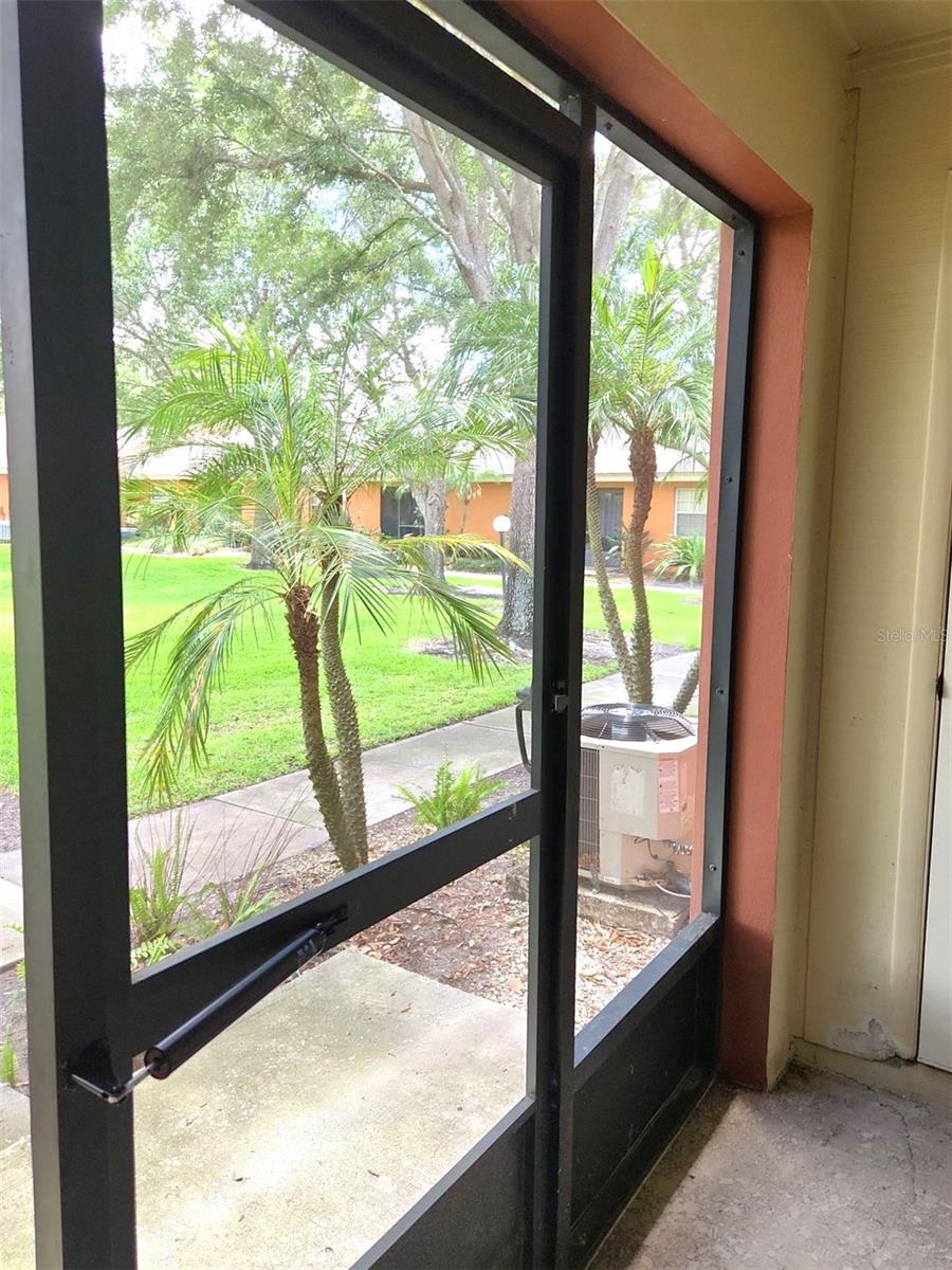 Image 17 of 20 For 4954 Tangerine Avenue 4954