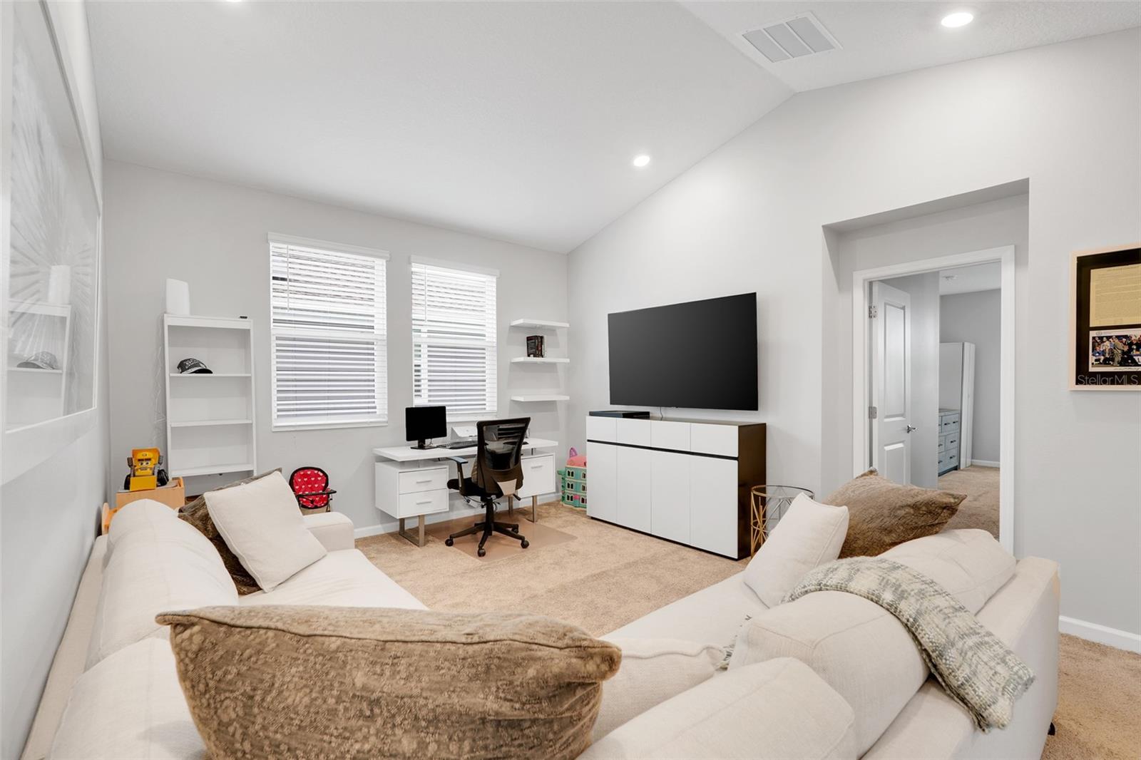 Image 21 of 57 For 1413 Viscaya Cove Boulevard