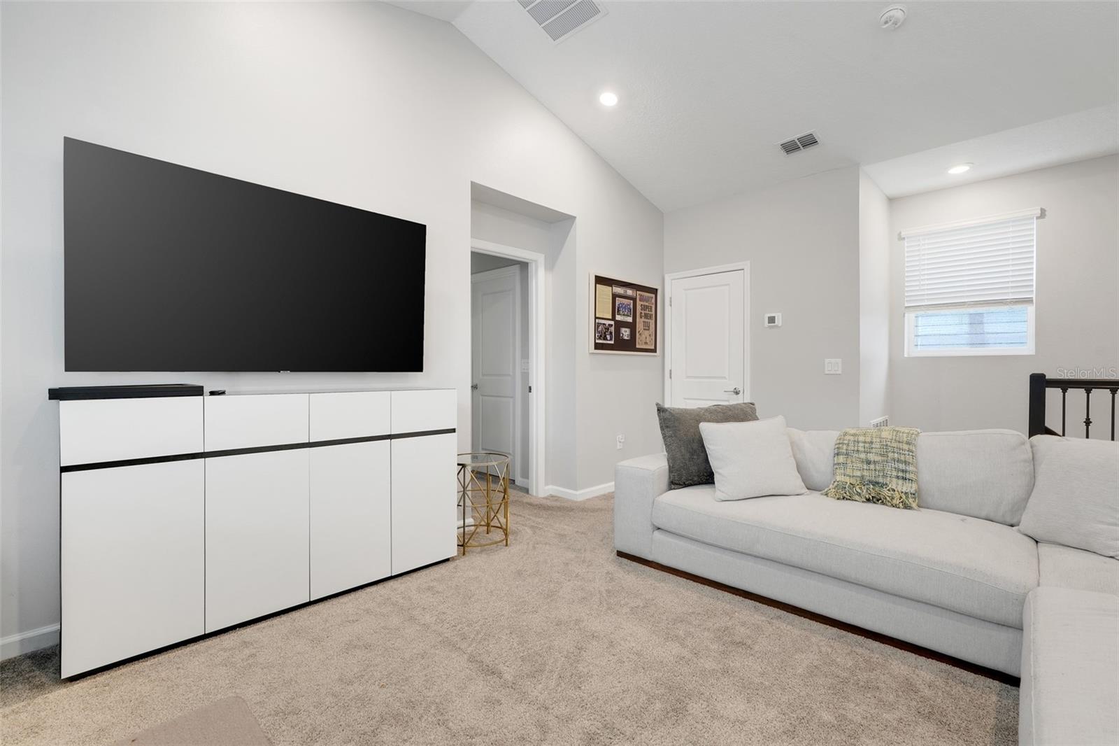 Image 22 of 57 For 1413 Viscaya Cove Boulevard