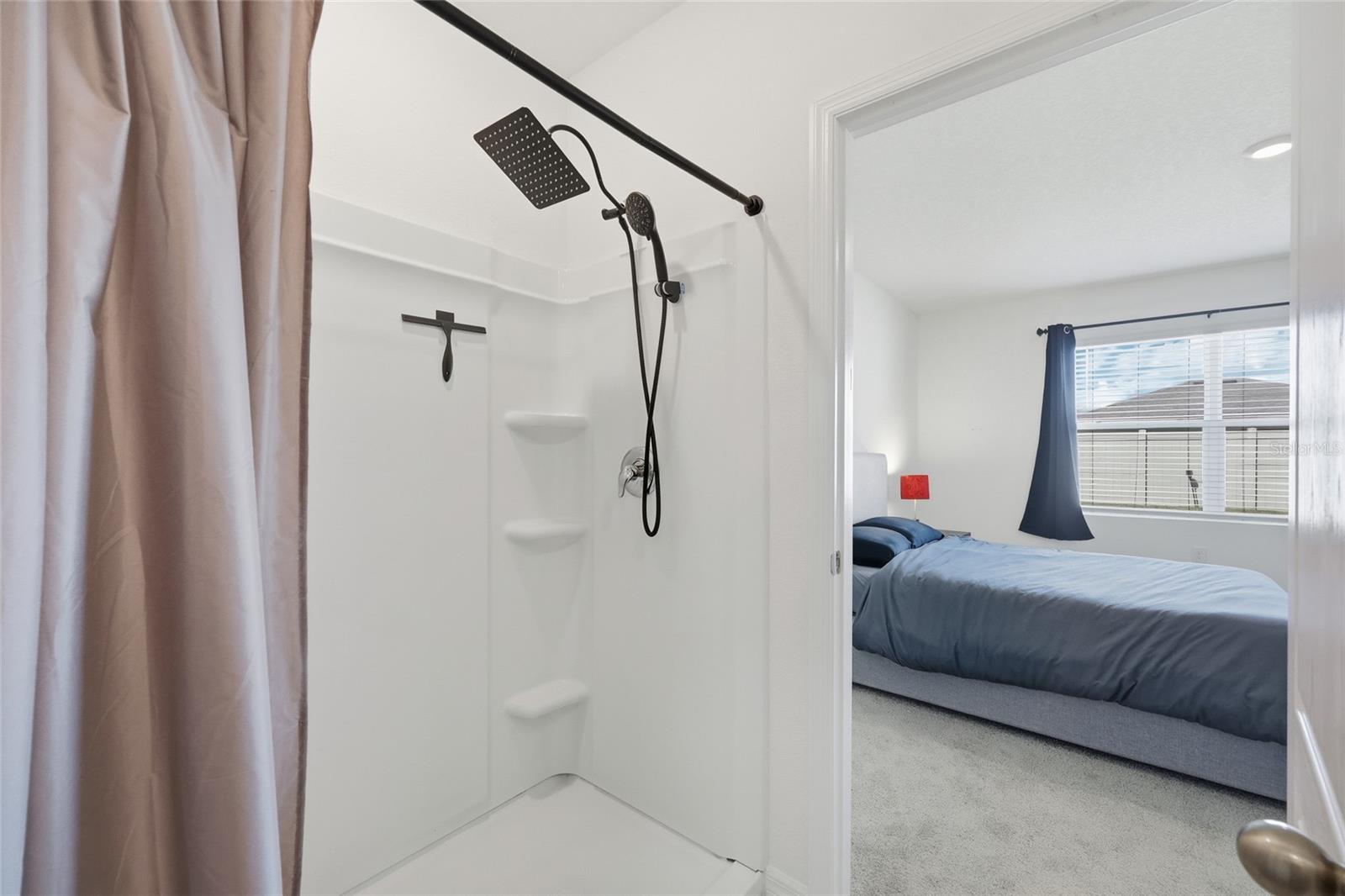 Image 23 of 35 For 3604 Sungrove Circle