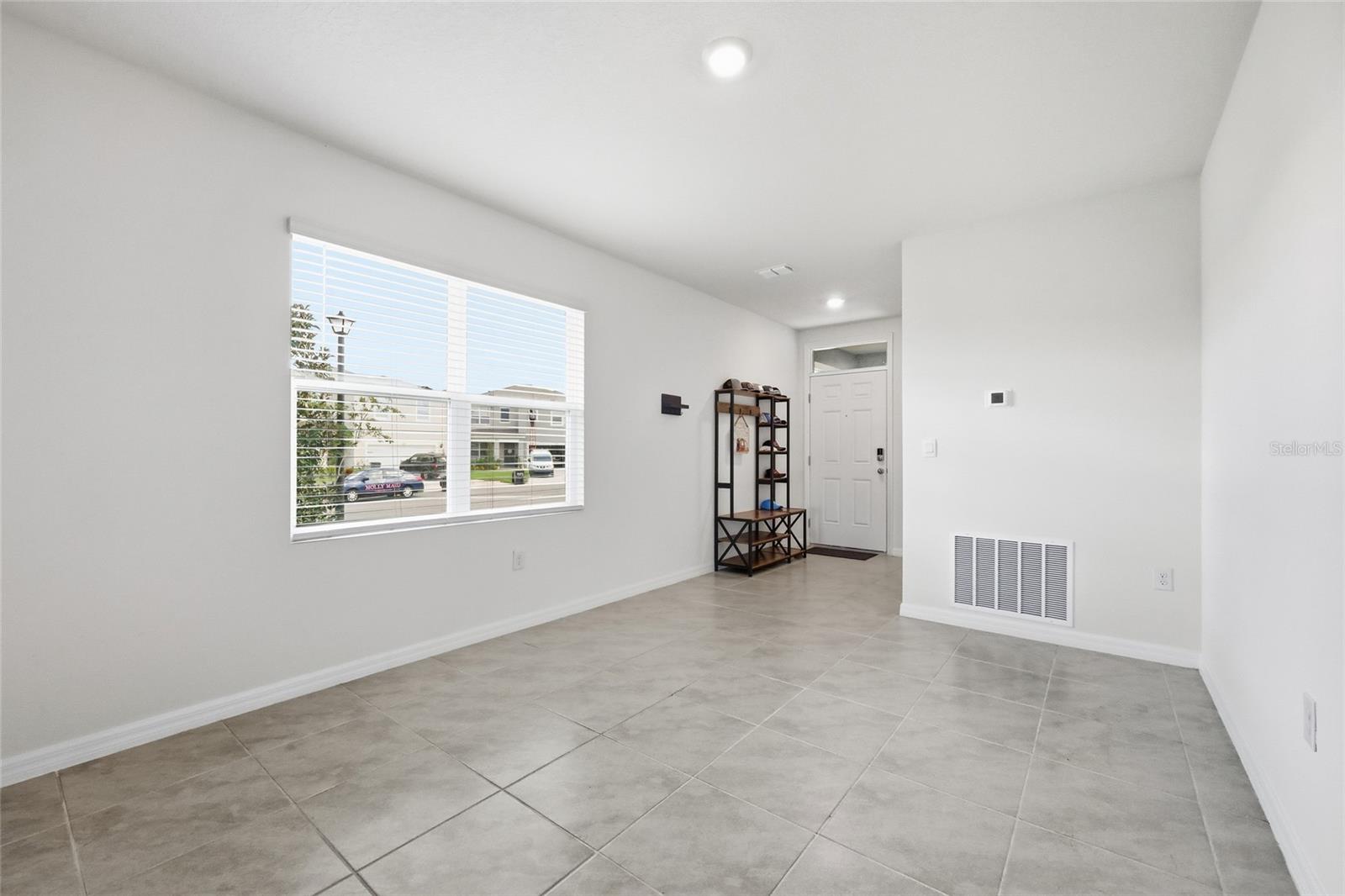 Image 7 of 35 For 3604 Sungrove Circle