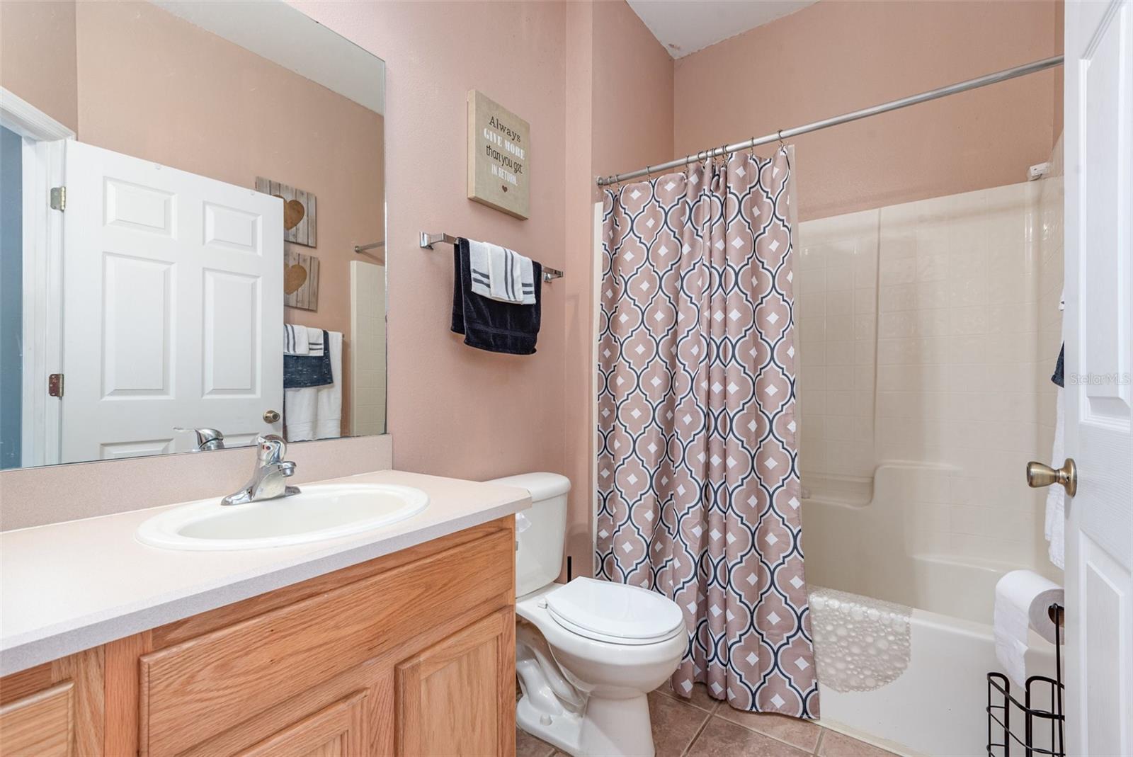 Image 25 of 34 For 4609 Indian River Drive