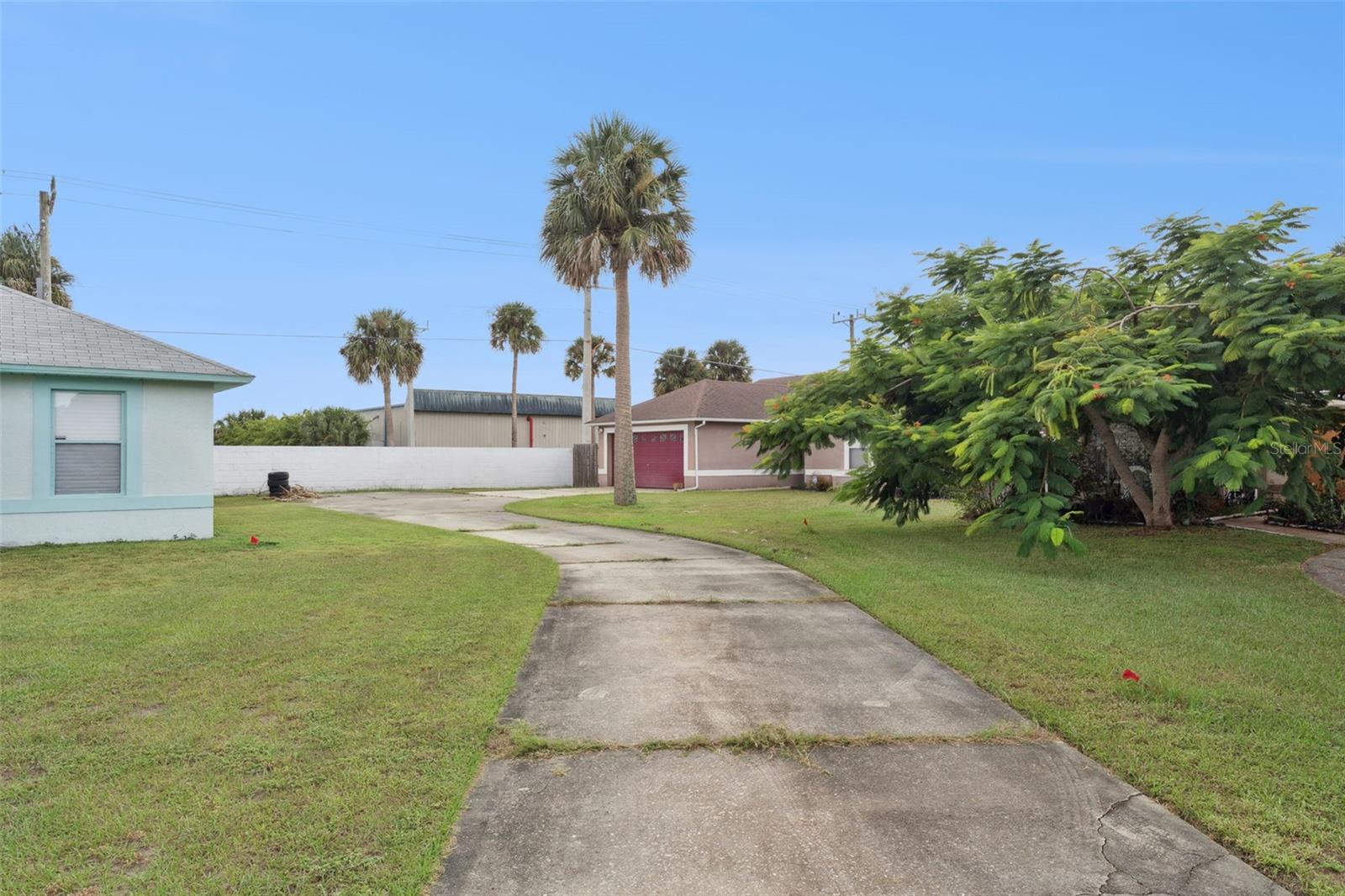 Image 3 of 21 For 212 Bristol Circle