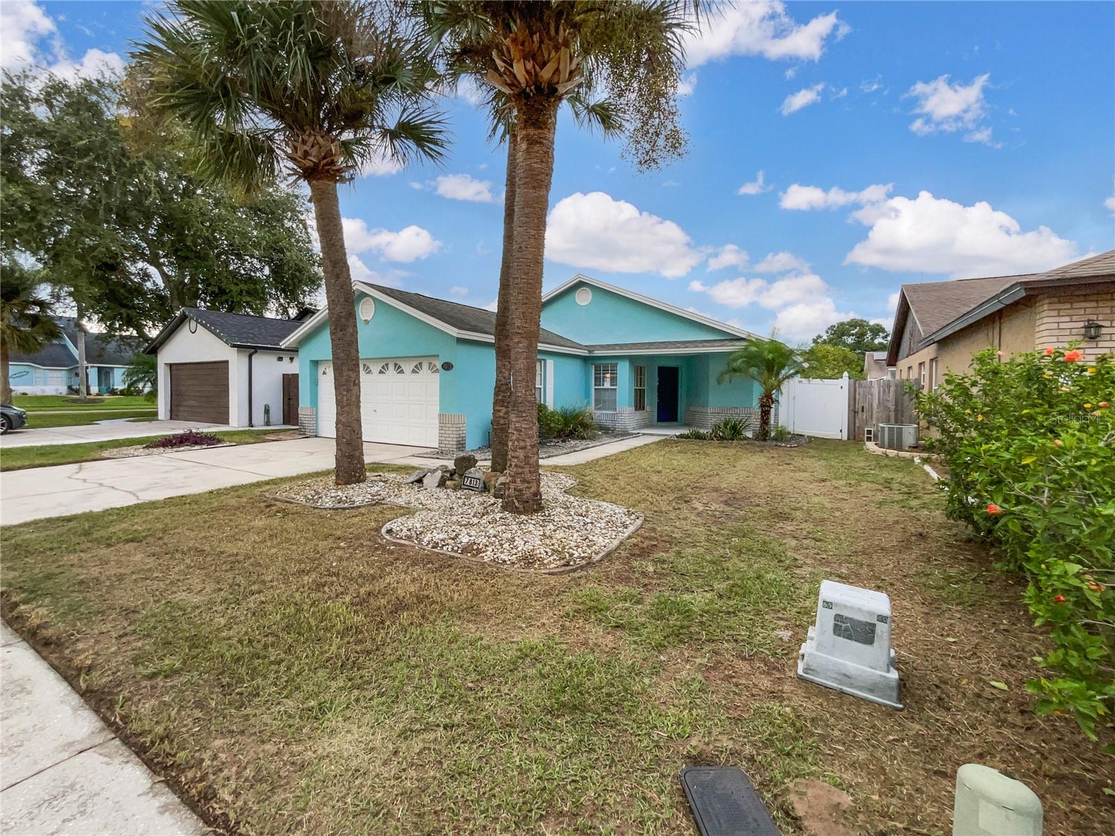 Image 10 of 28 For 7813 Myrtle Oak Lane