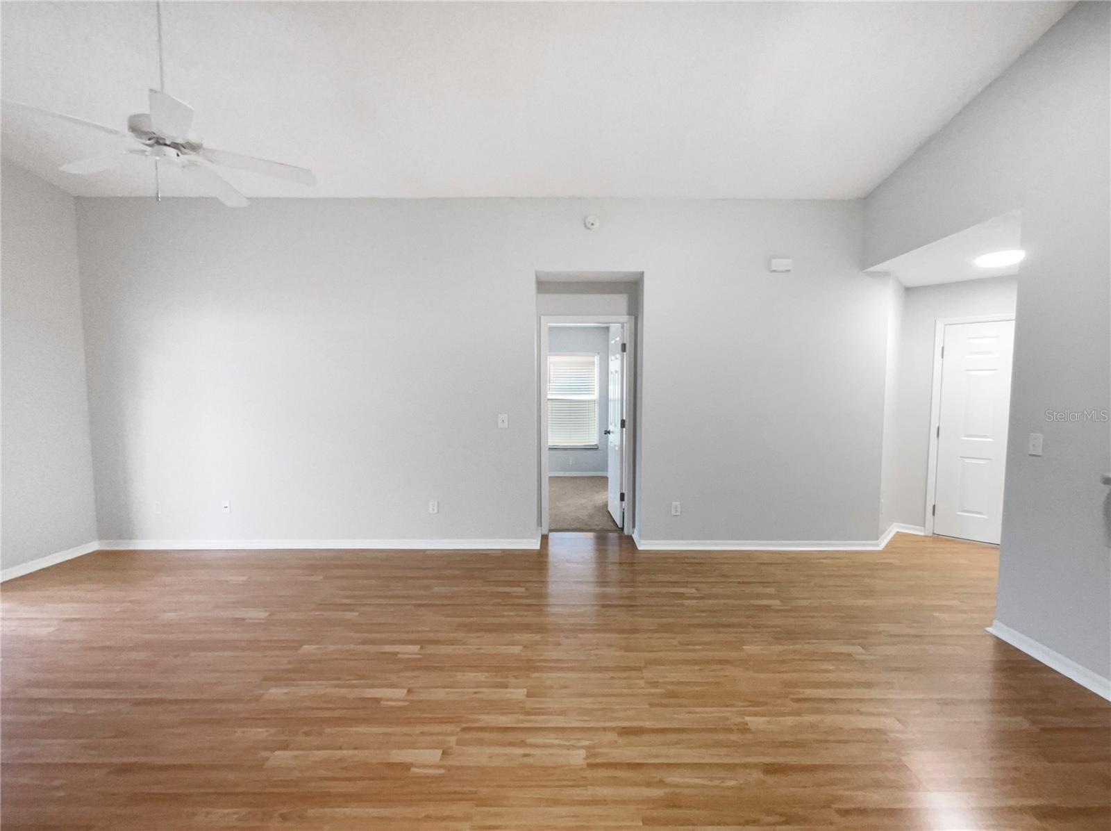 Image 13 of 28 For 7813 Myrtle Oak Lane