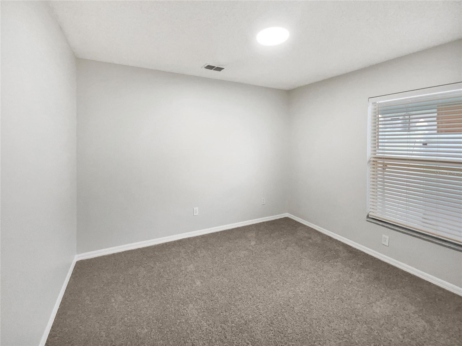 Image 21 of 28 For 7813 Myrtle Oak Lane