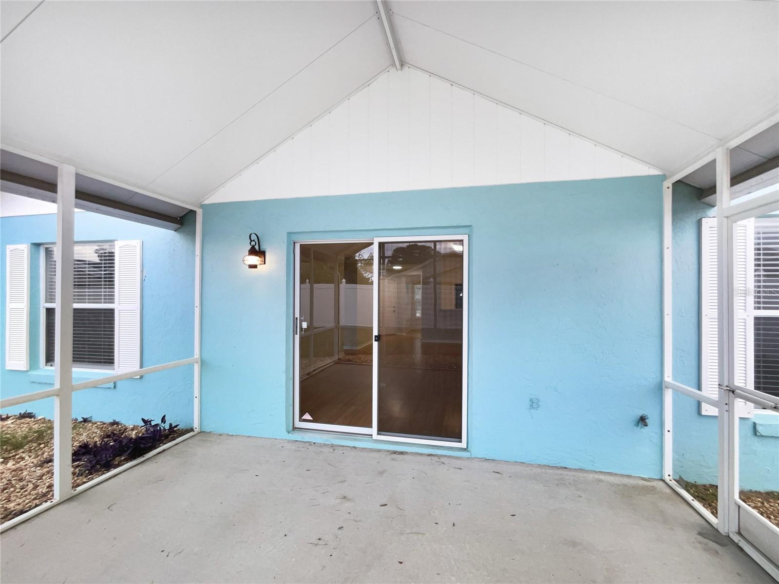 Image 26 of 28 For 7813 Myrtle Oak Lane