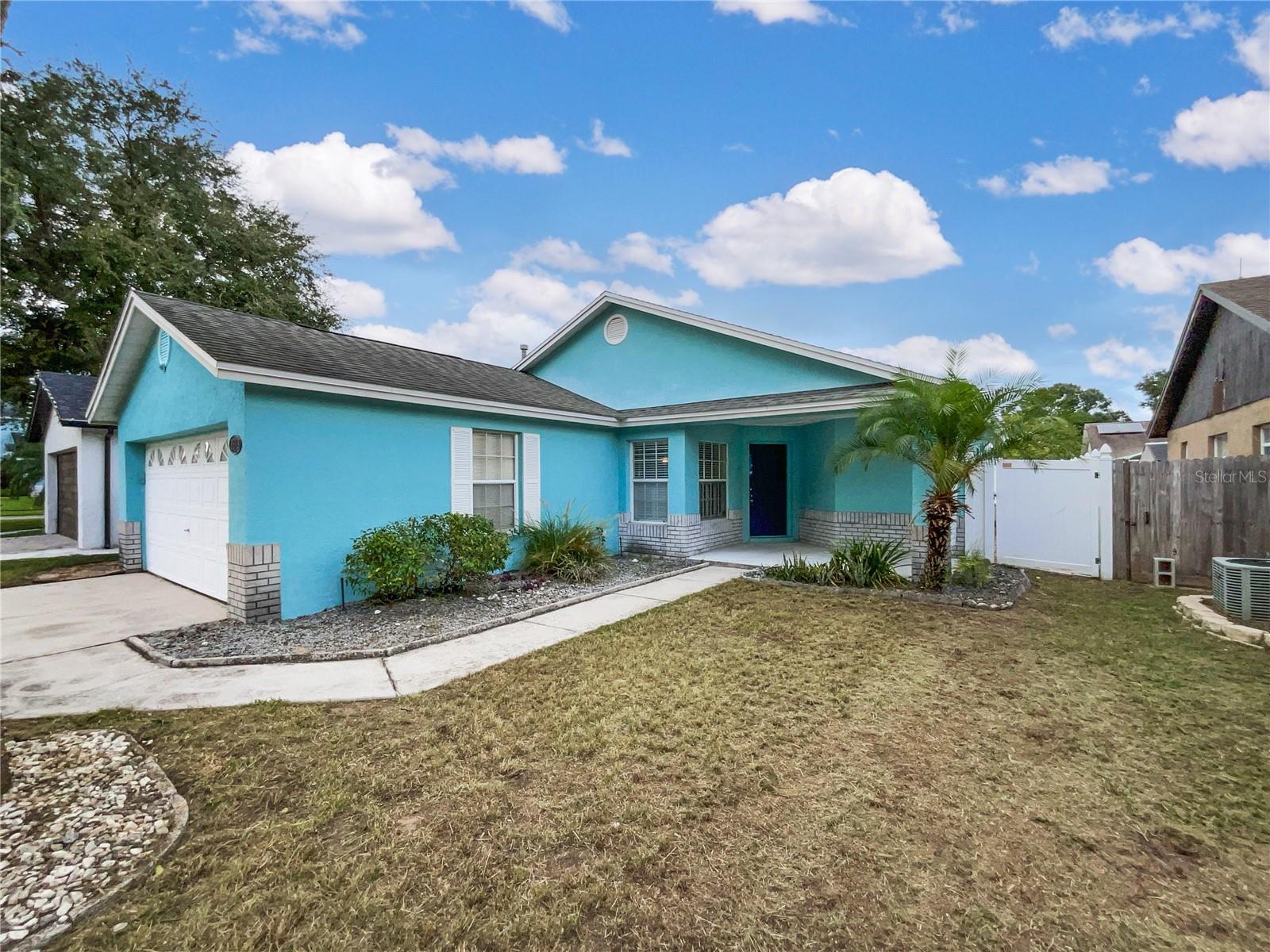 Image 9 of 28 For 7813 Myrtle Oak Lane