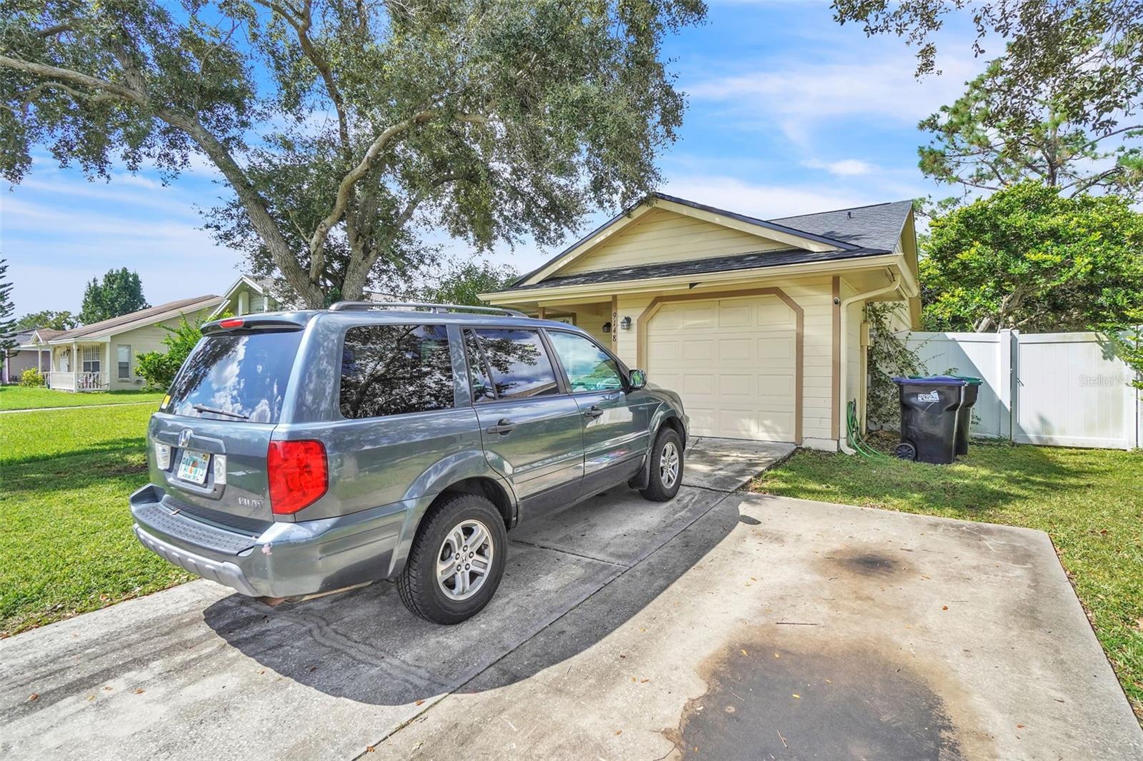 Image 16 of 27 For 9148 Dubois Boulevard