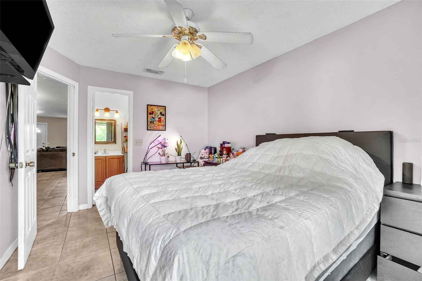 Image 8 of 27 For 9148 Dubois Boulevard