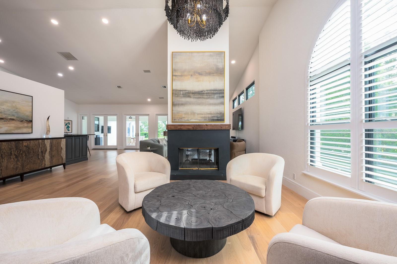 Image 11 of 50 For 5101 The Oaks Circle