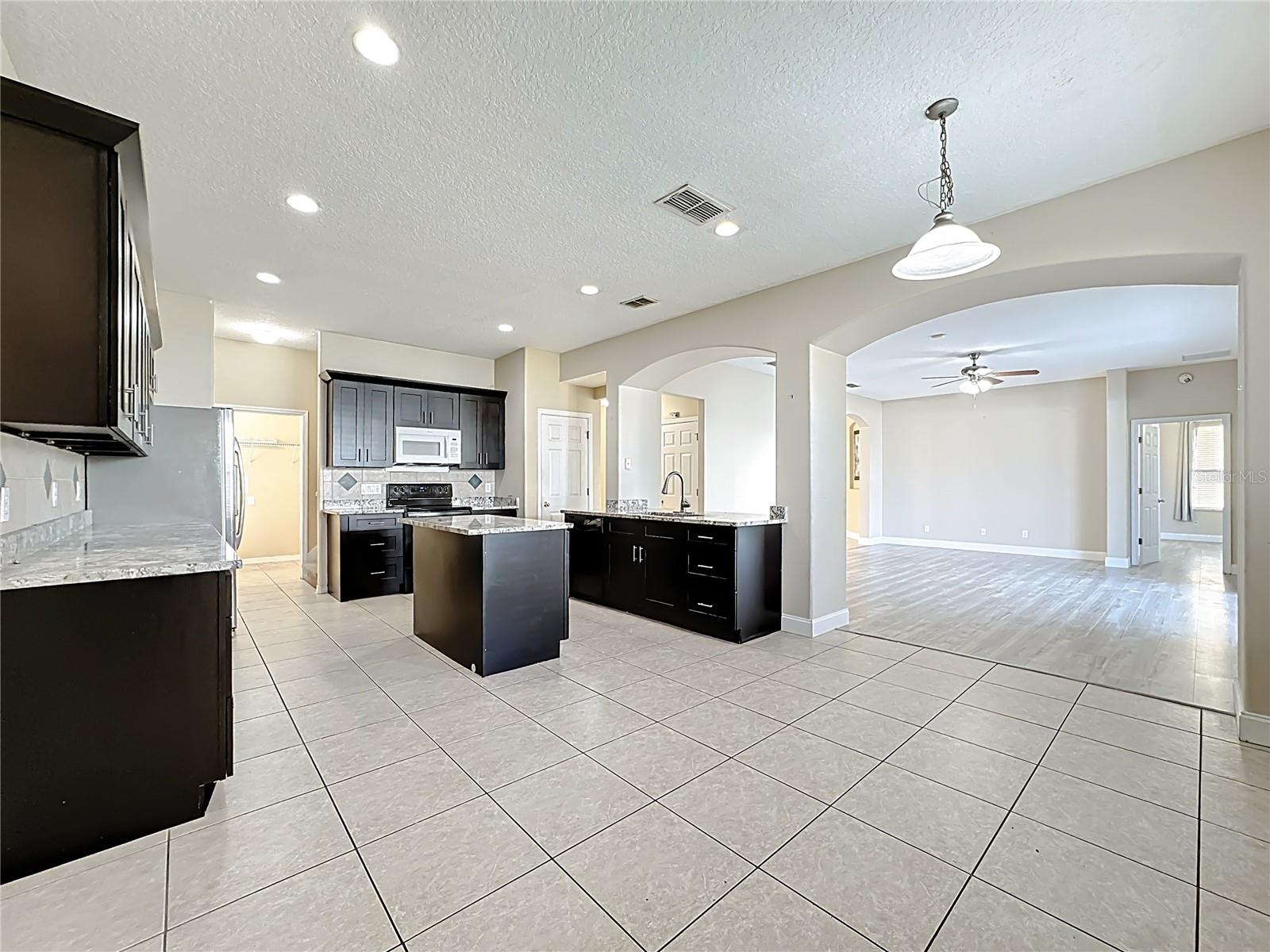 Image 14 of 88 For 9551 Bennington Chase Drive