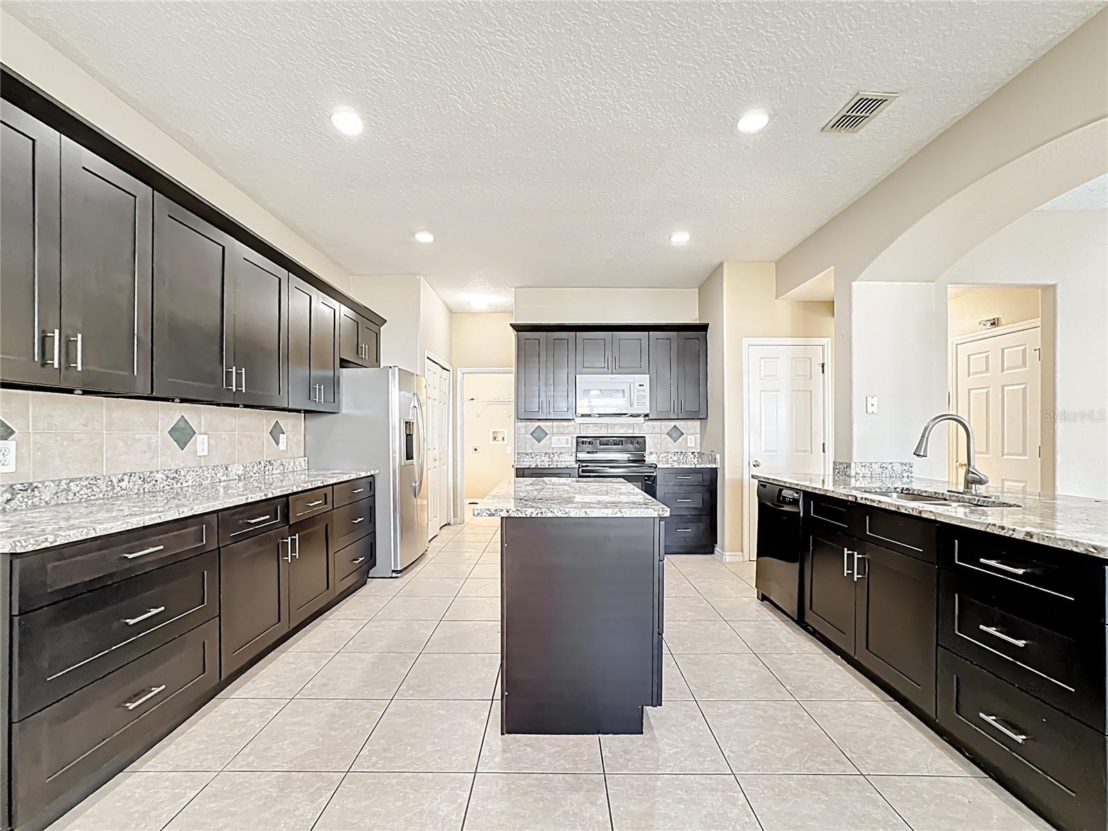 Image 16 of 88 For 9551 Bennington Chase Drive