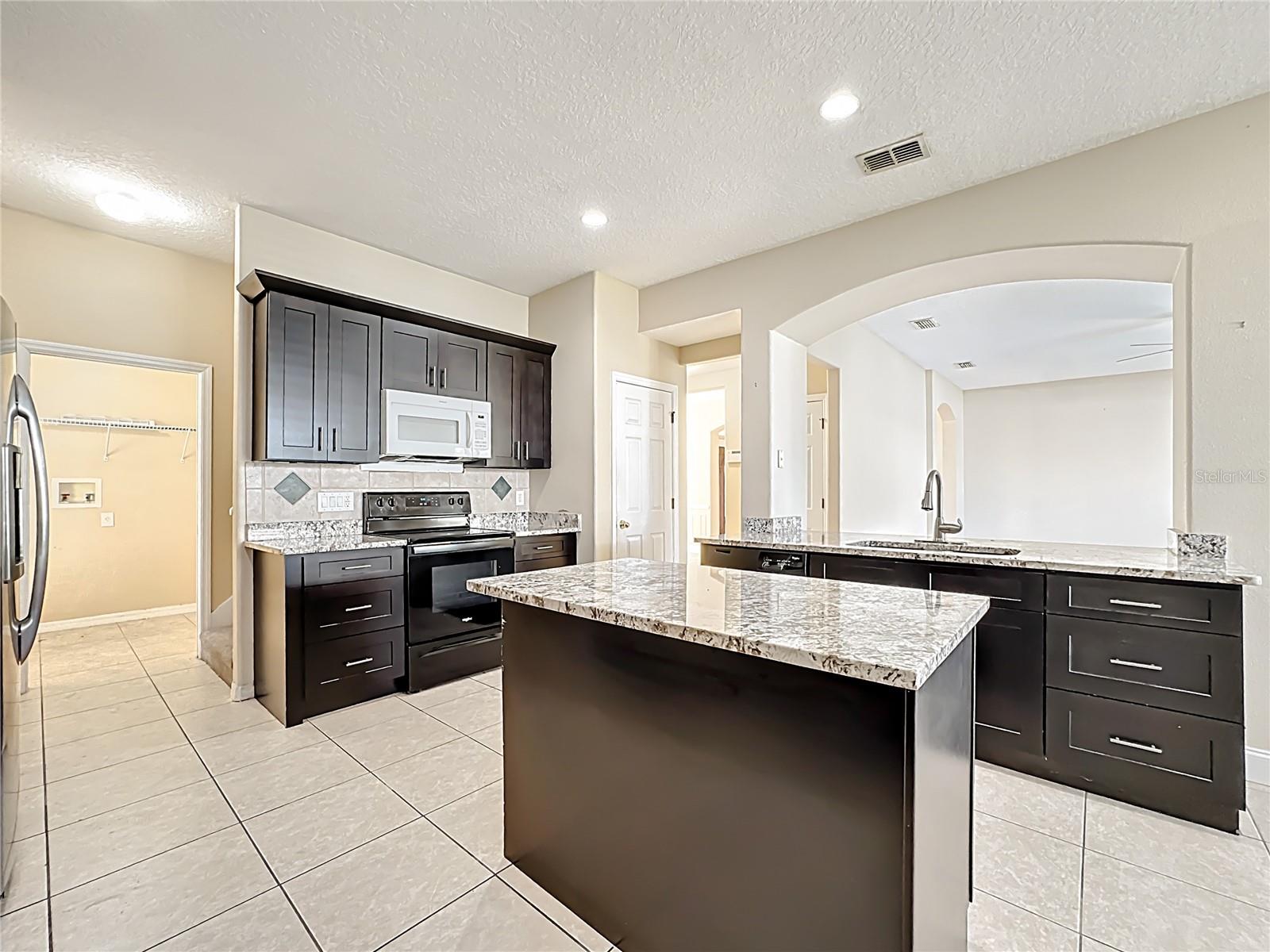 Image 17 of 88 For 9551 Bennington Chase Drive