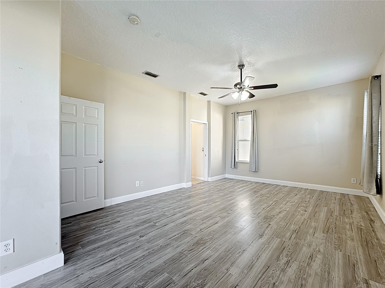 Image 23 of 88 For 9551 Bennington Chase Drive