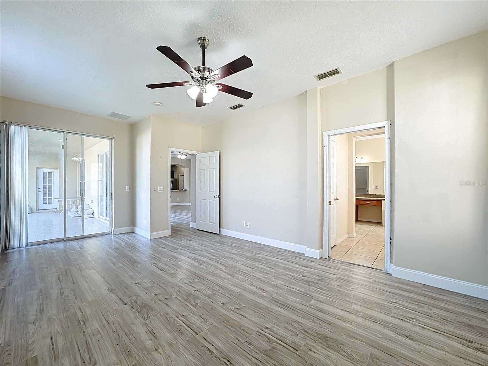 Image 24 of 88 For 9551 Bennington Chase Drive