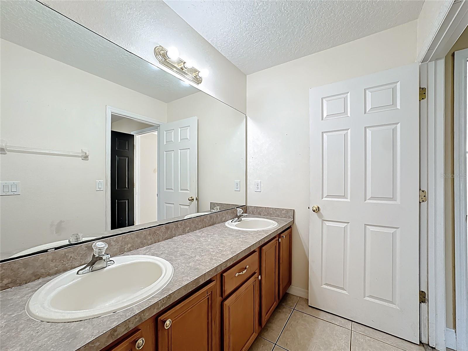 Image 46 of 88 For 9551 Bennington Chase Drive